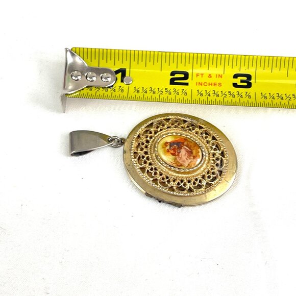 Vintage Oval Gold-Tone Filigree Locket Pendant With Romantic Scene & Silver Bail - Picture 6 of 6
